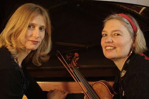 Lydia Hilgers, Klavier - Johanna Schmidt, Violine